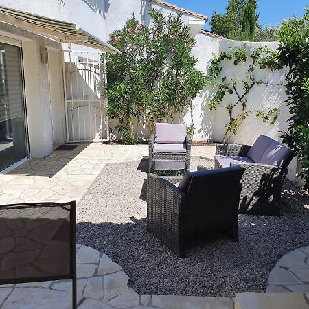 Charmant Logement Avec Piscine Saint-Feliu-d'Avall Екстер'єр фото