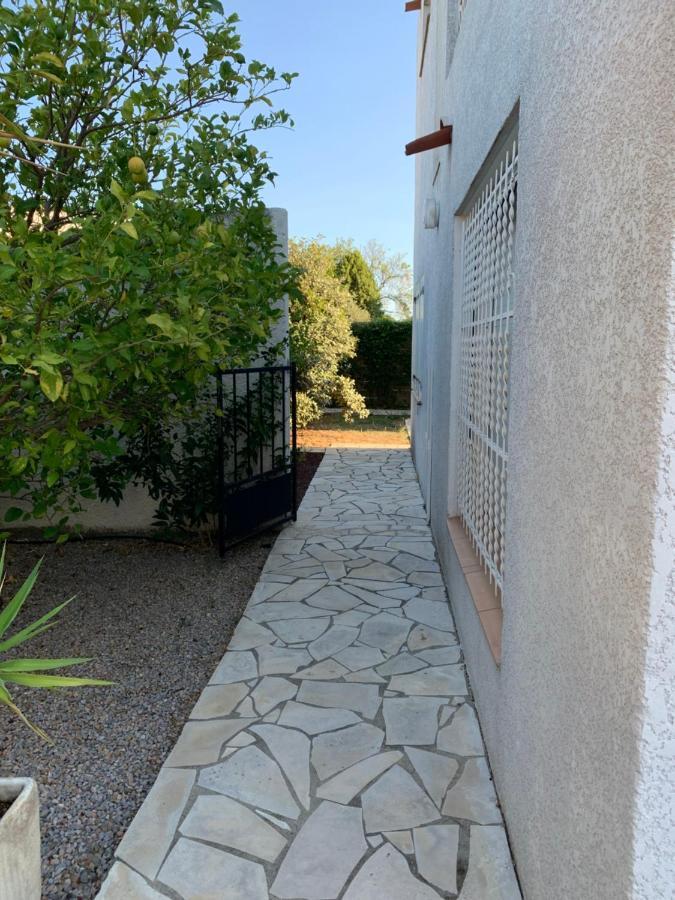 Charmant Logement Avec Piscine Saint-Feliu-d'Avall Екстер'єр фото